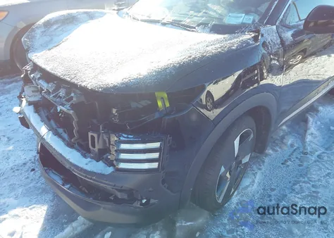 2025 Nissan Kicks Sr Intelligent Awd z USA, uszkodzony, nr VIN 3N8AP6DD8SL430630